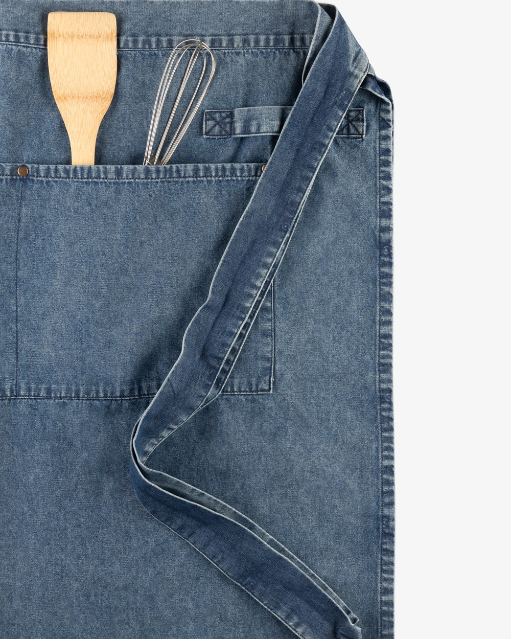 Amari Blue Bistro apron